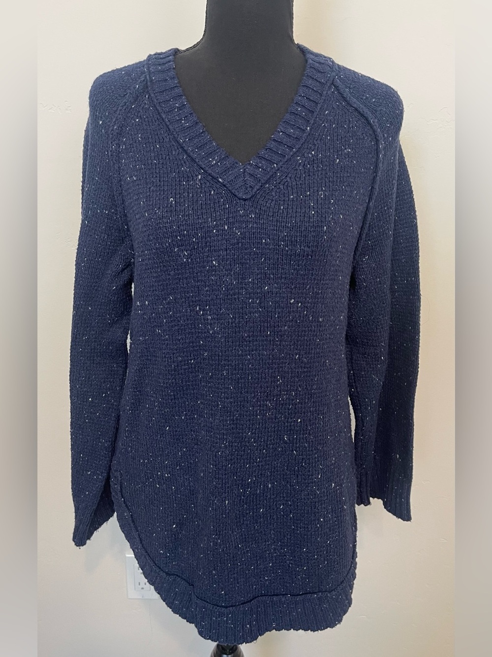 Michael Stars Women’s XS Navy Blue Speckled V-Neck High Low Tunic Sweater